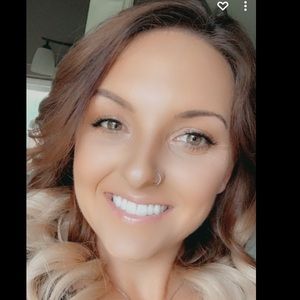 Meet your Posher, Kristin